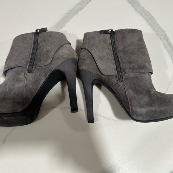 Jessica Simpson Grey Suede Ankle Bootie - Picture 5 of 7